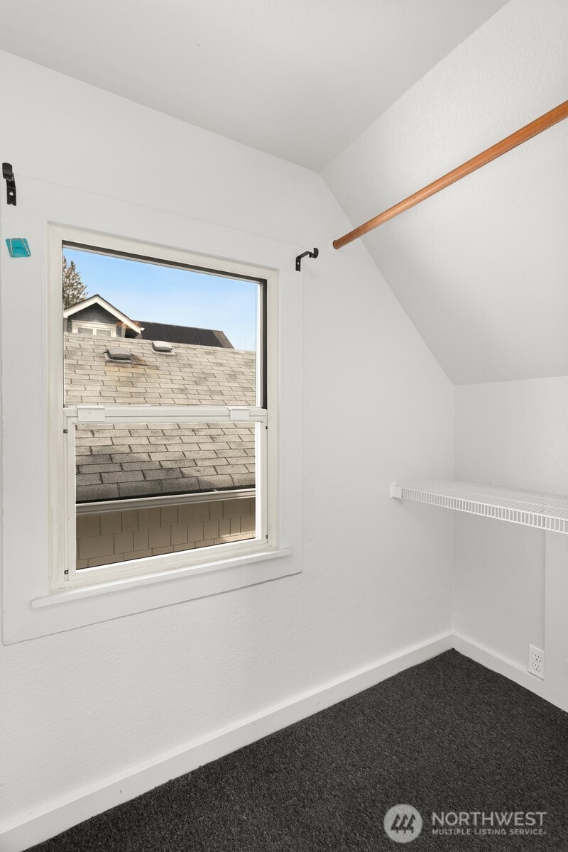 4135 36th Ave SW, Seattle, WA 98126