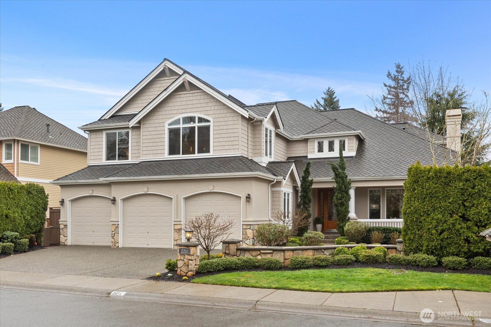 2211 204th Place NE , Sammamish, WA 98074