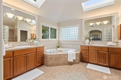2211 204th Place NE , Sammamish, WA 98074 - Photo 25