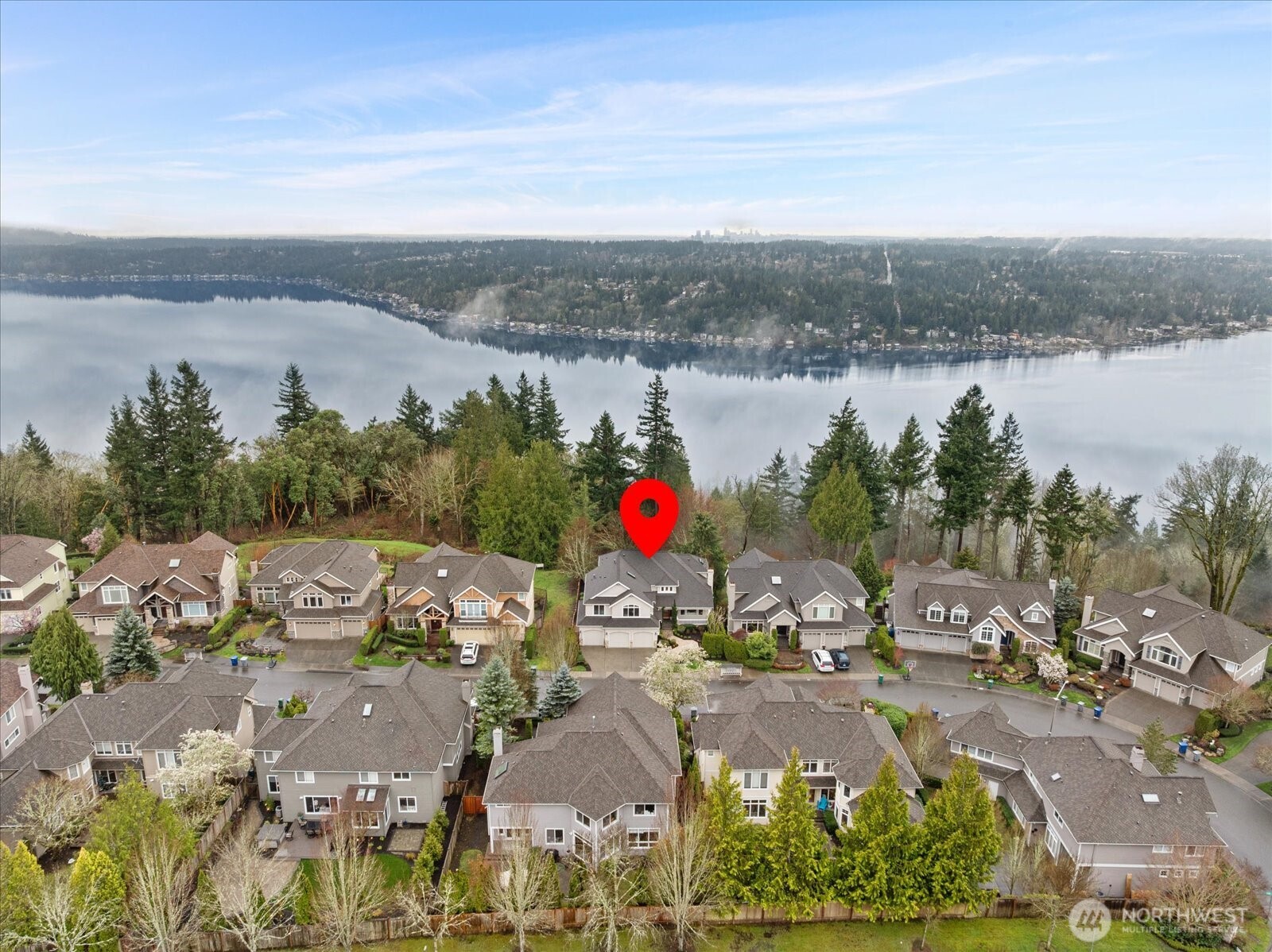 2211 204th Place NE , Sammamish, WA 98074
