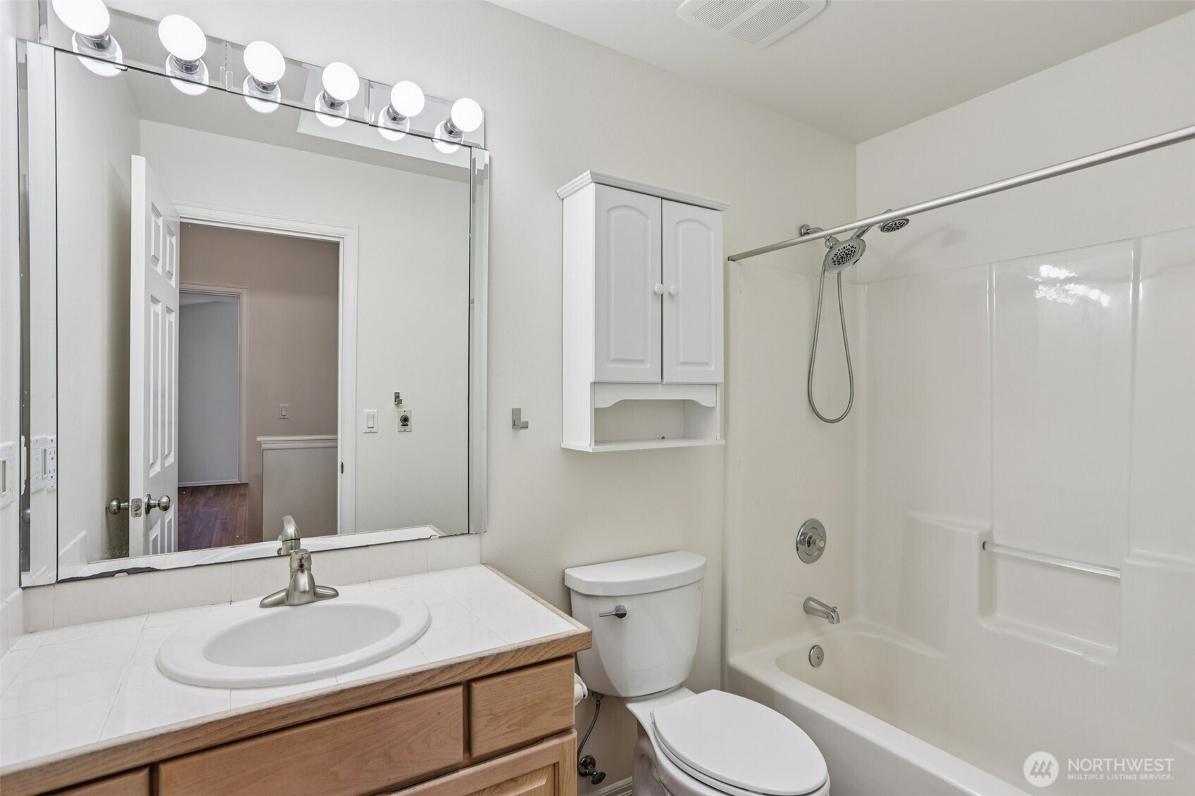 820 123rd Avenue NE, Lake Stevens, WA 98258