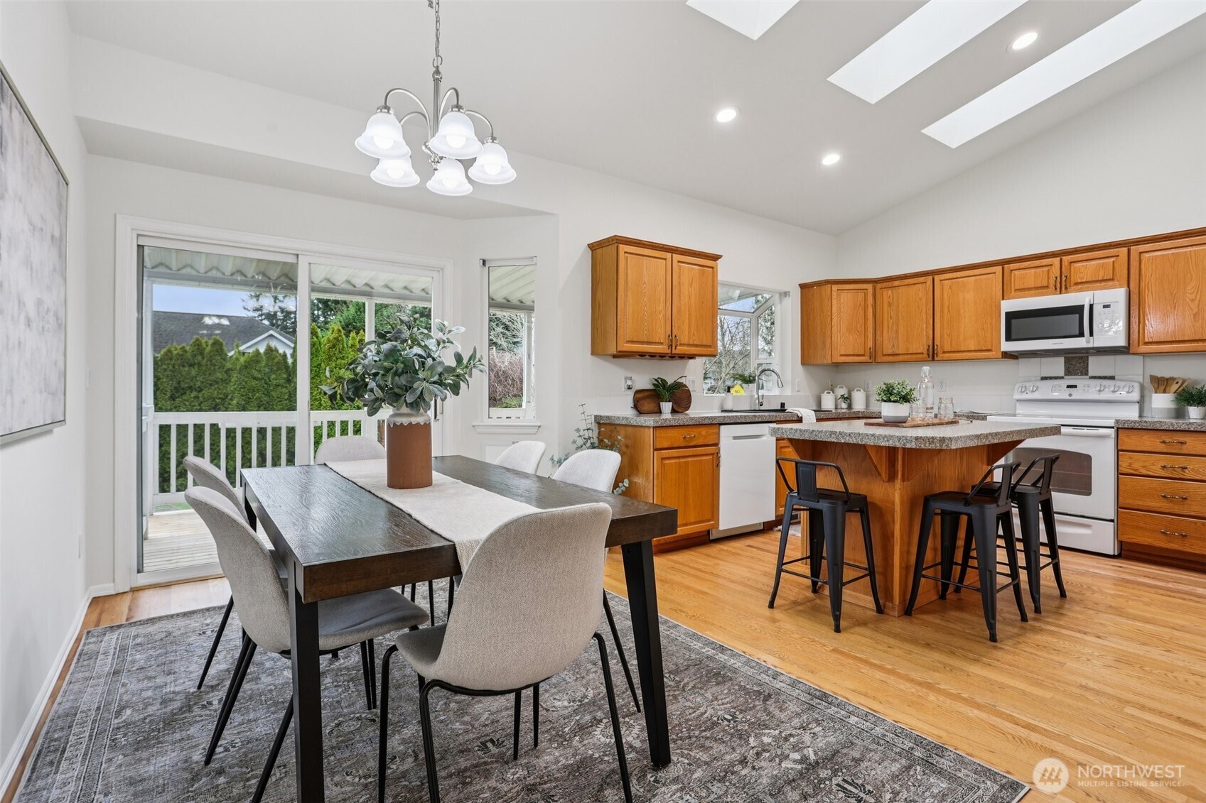 820 123rd Avenue NE, Lake Stevens, WA 98258