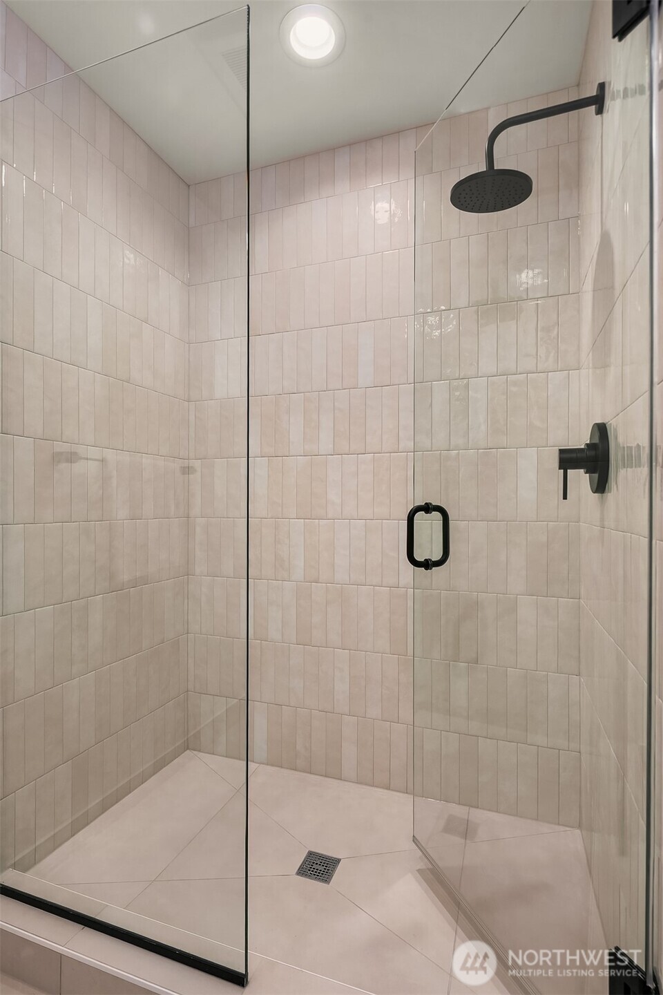 419 99th Avenue NE, Bellevue, WA 98004