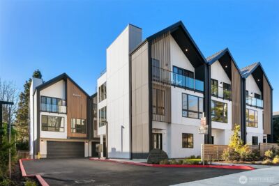 419 99th Avenue NE, Bellevue, WA 98004