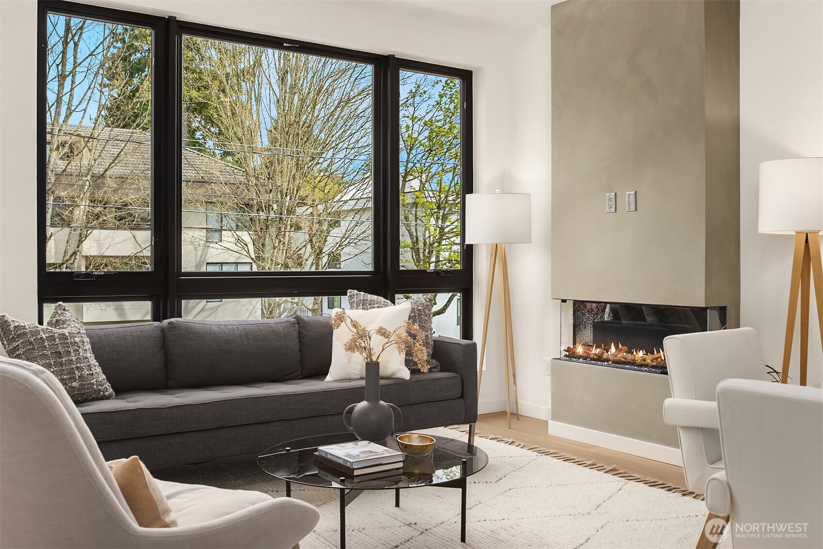 419 99th Avenue NE, Bellevue, WA 98004