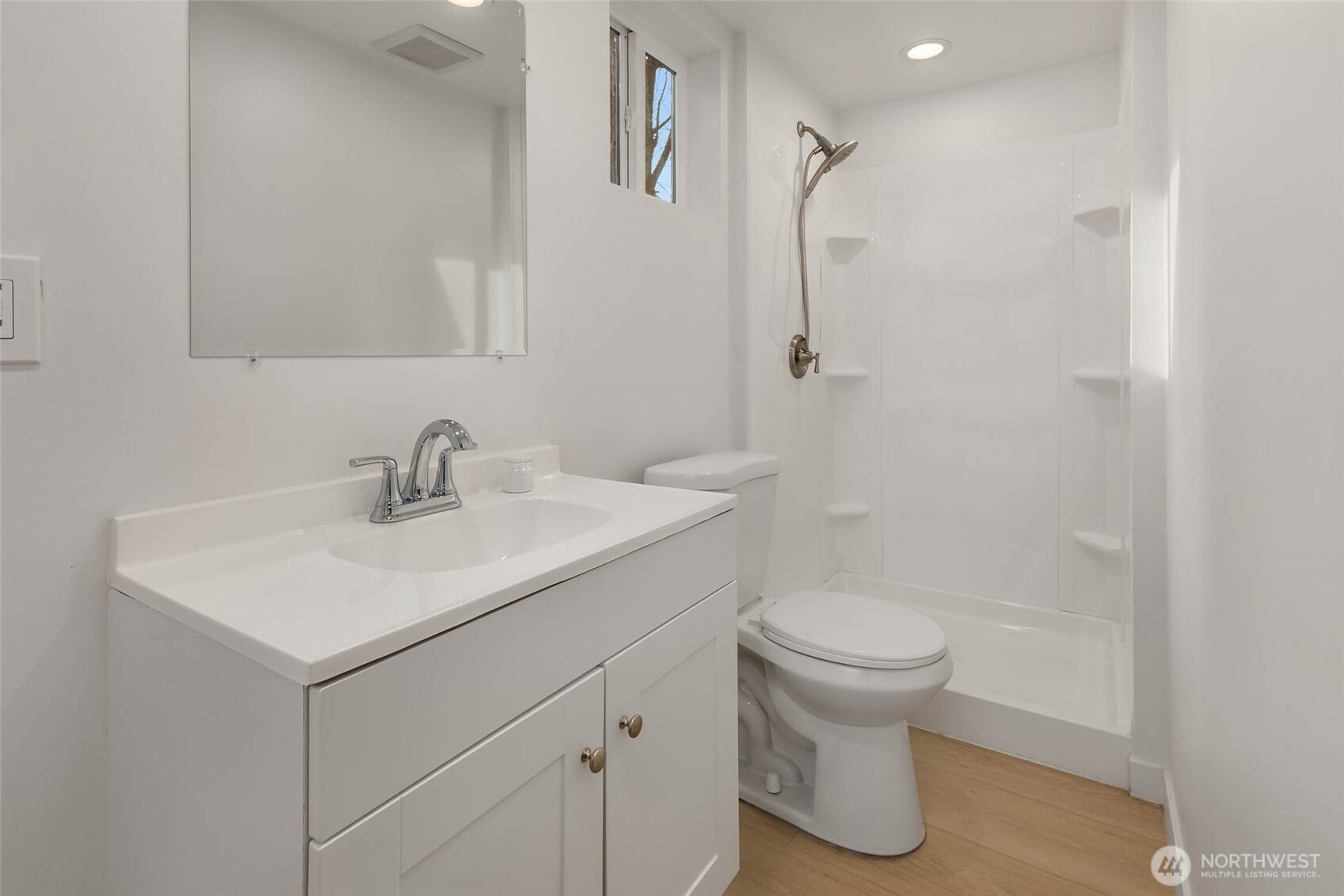 18621 NE 183rd Street , Woodinville, WA 98077