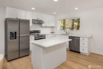 18621 NE 183rd Street , Woodinville, WA 98077 - Photo 4