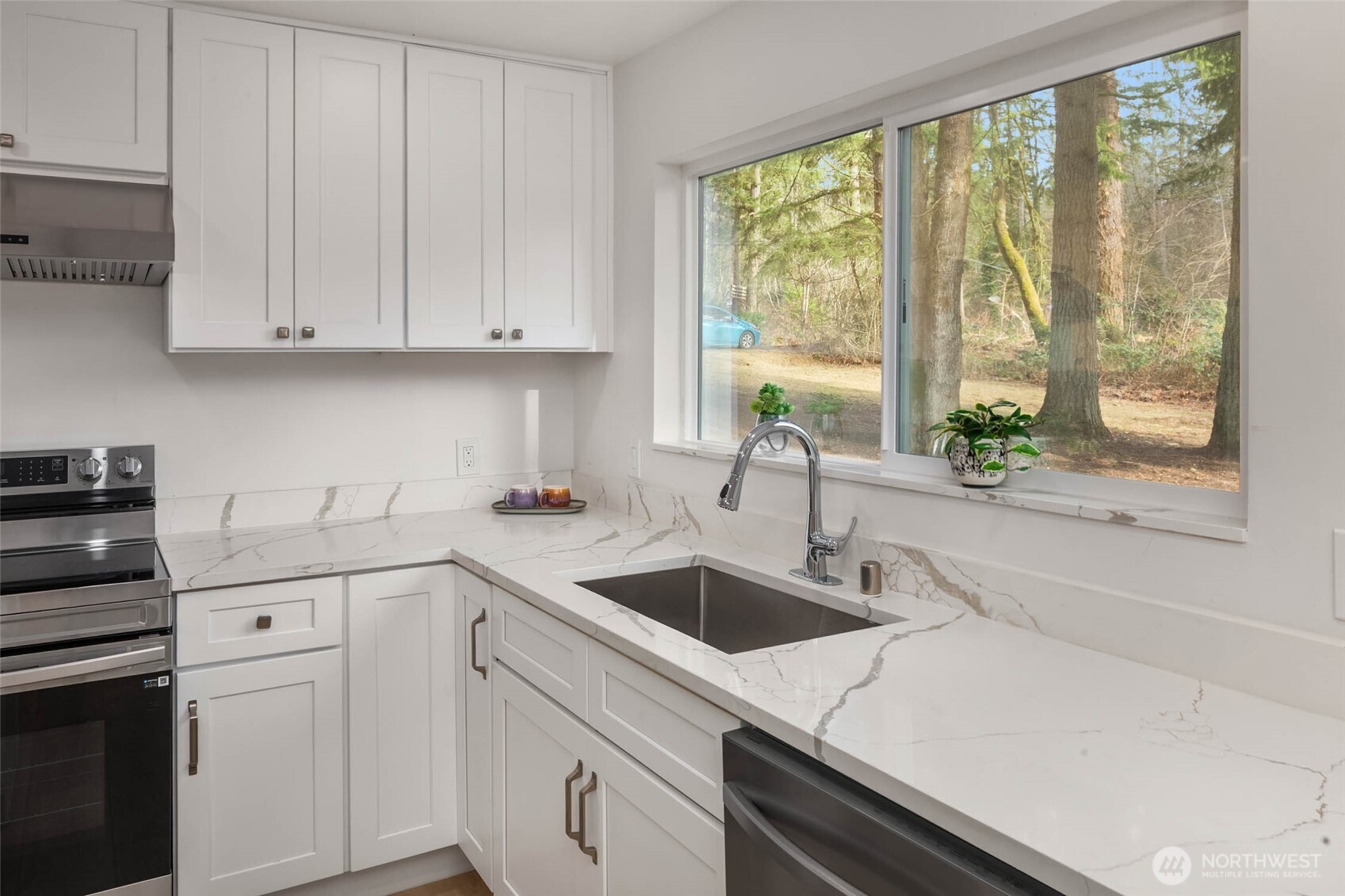 18621 NE 183rd Street , Woodinville, WA 98077