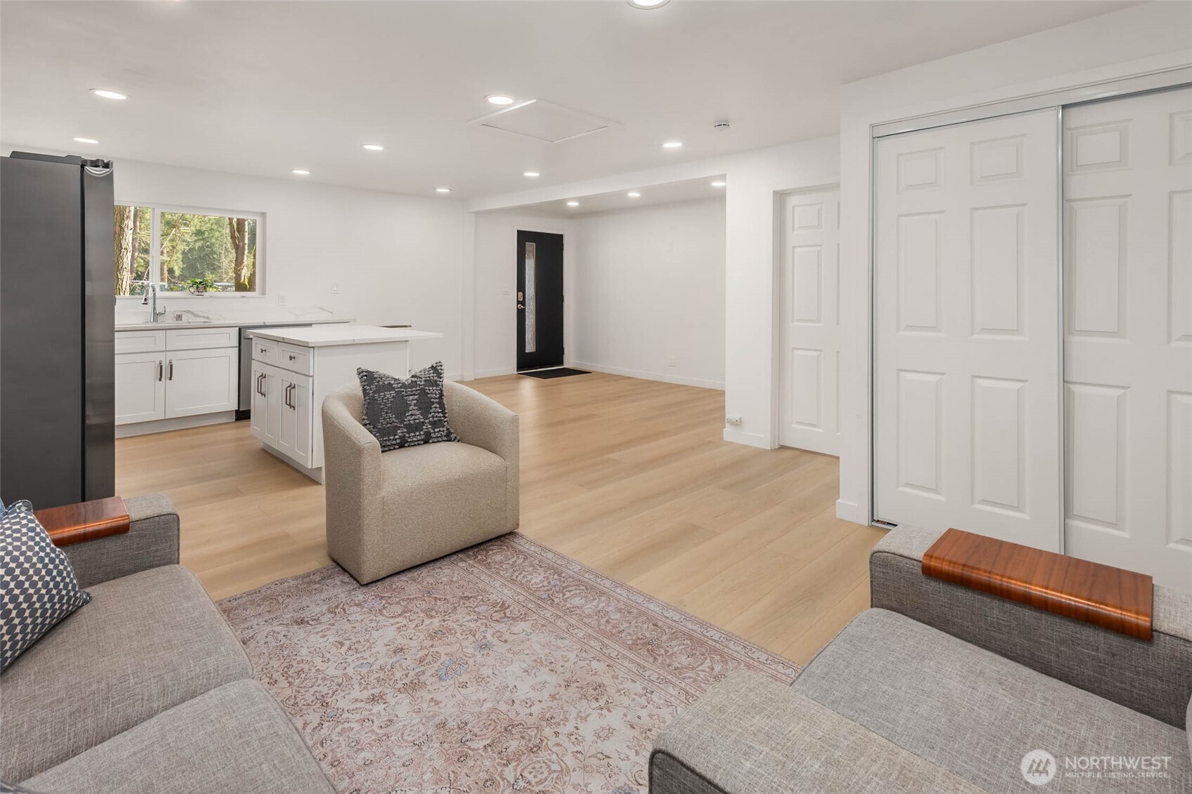 18621 NE 183rd Street , Woodinville, WA 98077