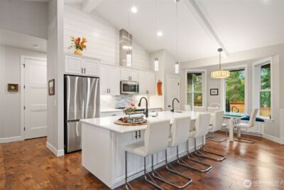 141 E Hofaker Road , Allyn, WA 98524 - Photo 4