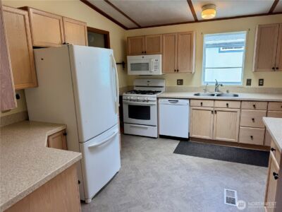 2414 Vista Lane , Anacortes, WA 98221 - Photo 9