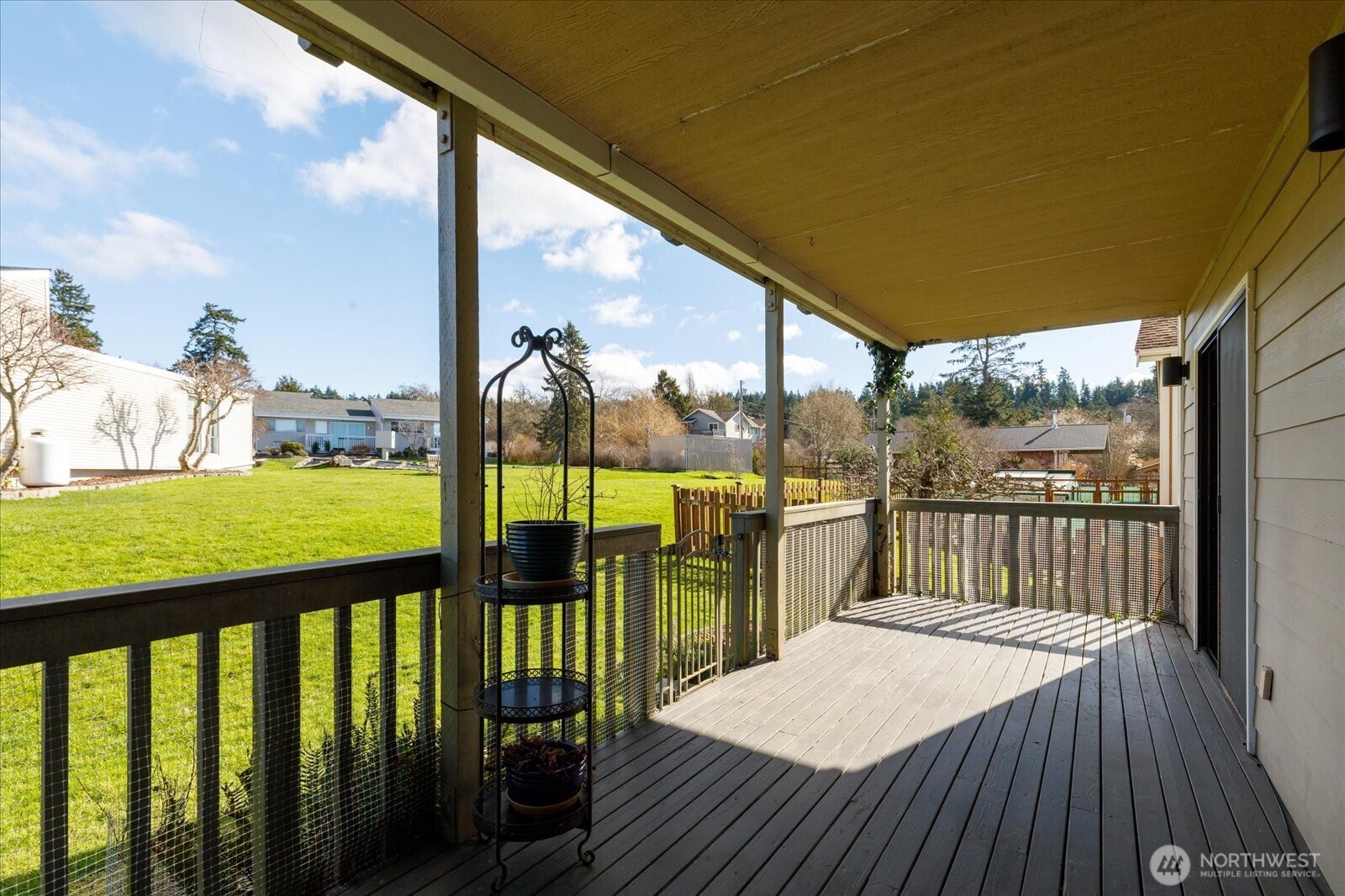 905 NE Leach Street #905, Coupeville, WA 98239