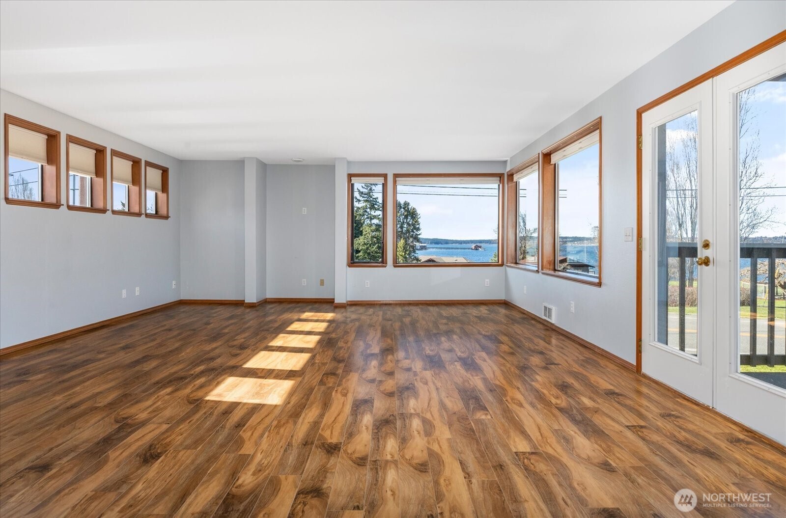 905 NE Leach Street #905, Coupeville, WA 98239