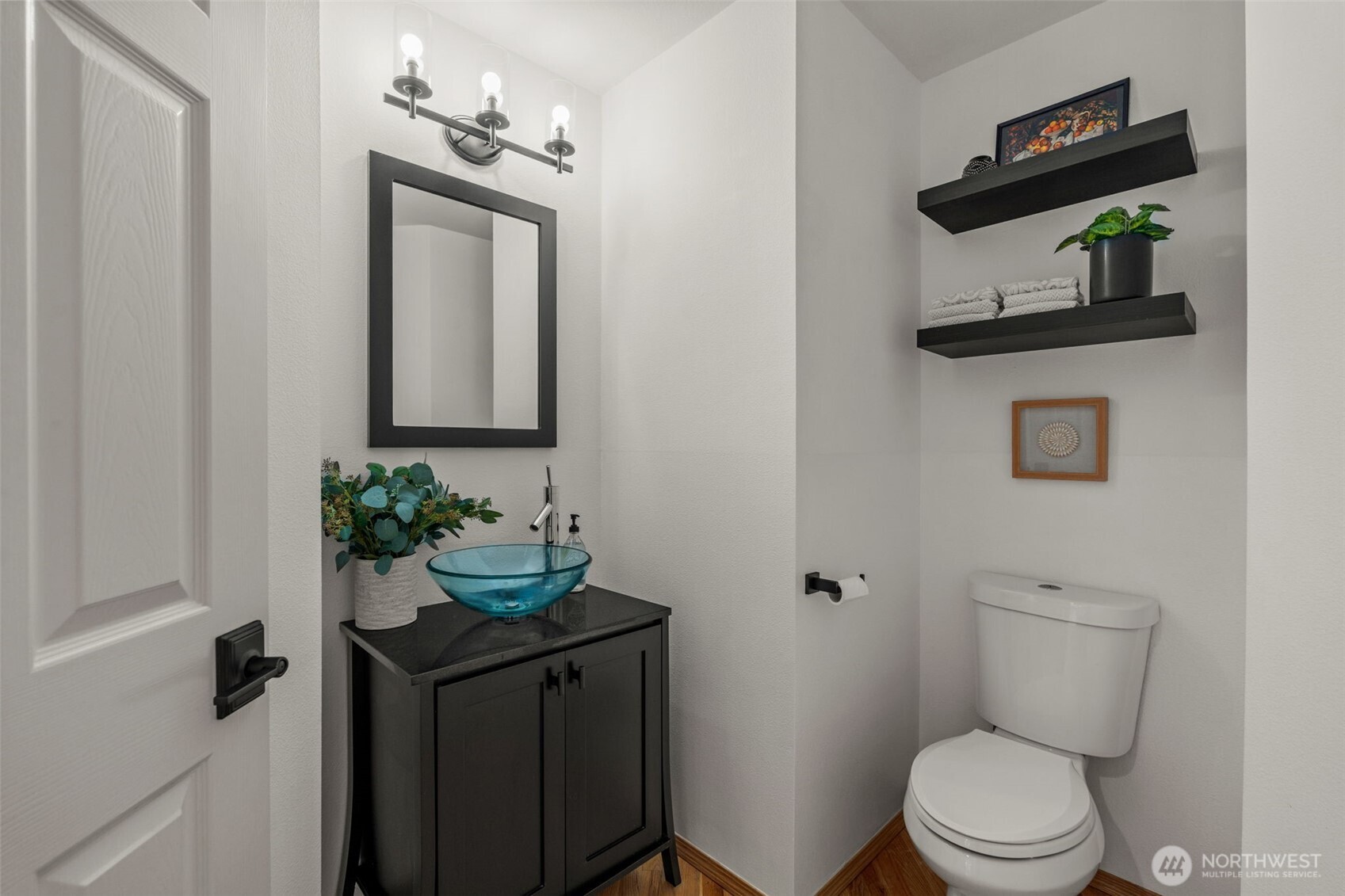 9512 72nd Avenue NW, Gig Harbor, WA 98332