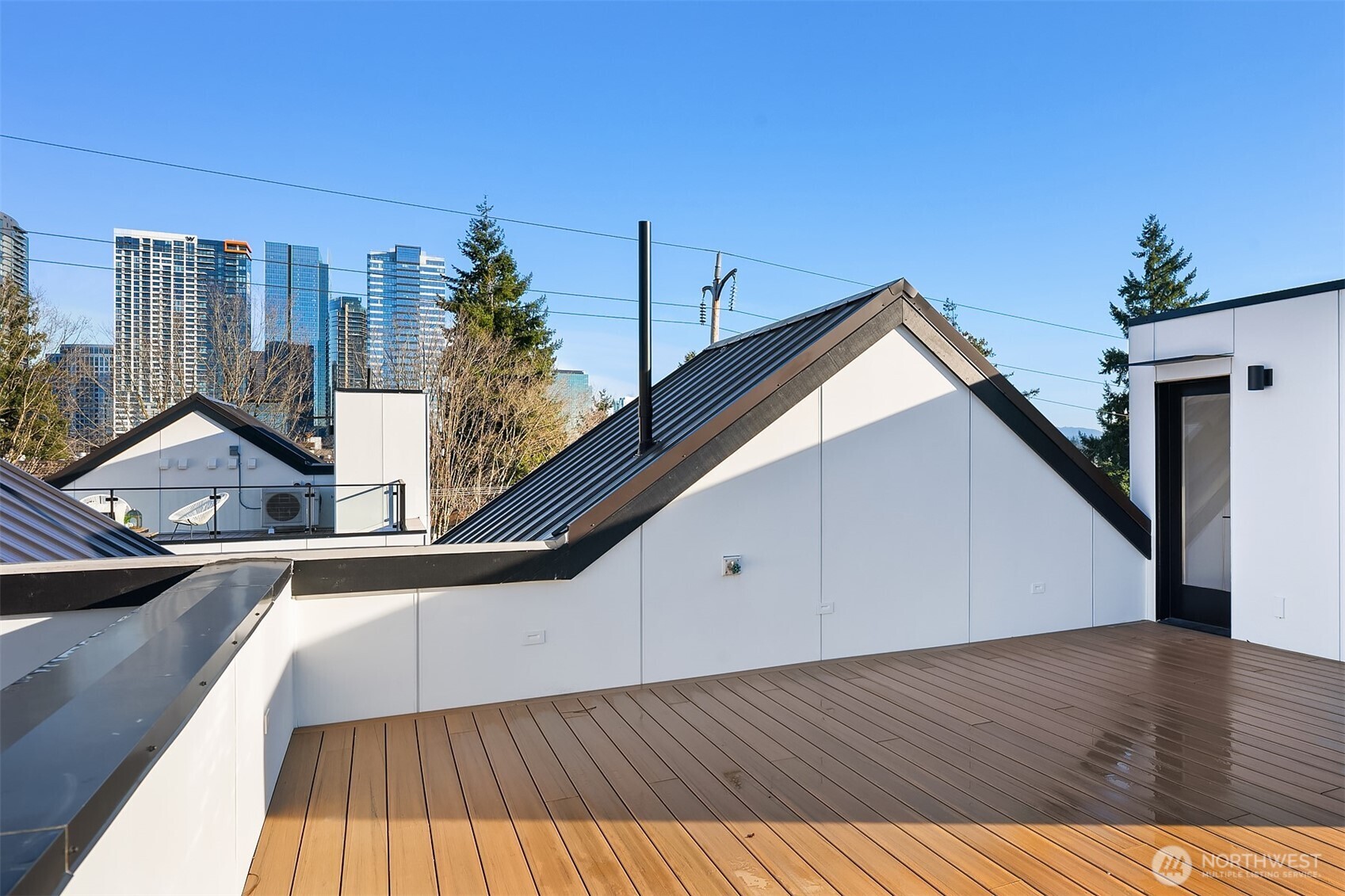 415 99th Avenue NE, Bellevue, WA 98004