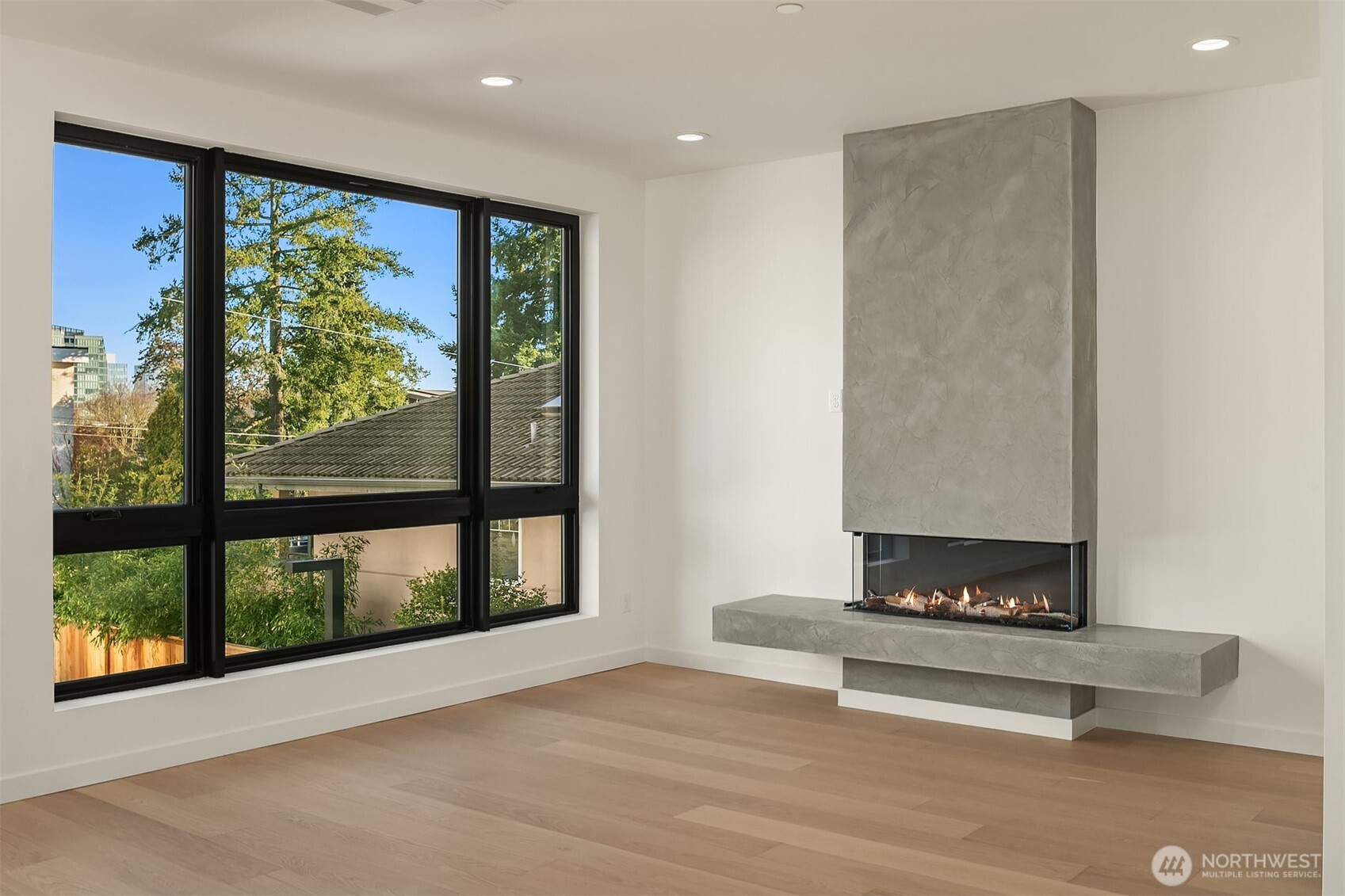 415 99th Avenue NE, Bellevue, WA 98004