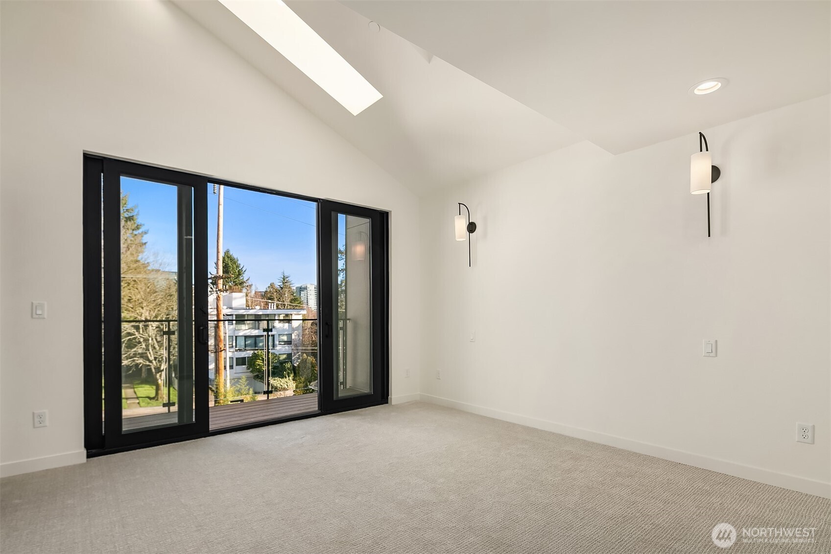 415 99th Avenue NE, Bellevue, WA 98004