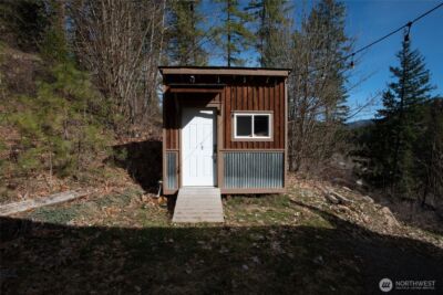 10666 Chumstick Hwy , Leavenworth, WA 98826 - Photo 14