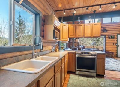 10666 Chumstick Hwy , Leavenworth, WA 98826 - Photo 5