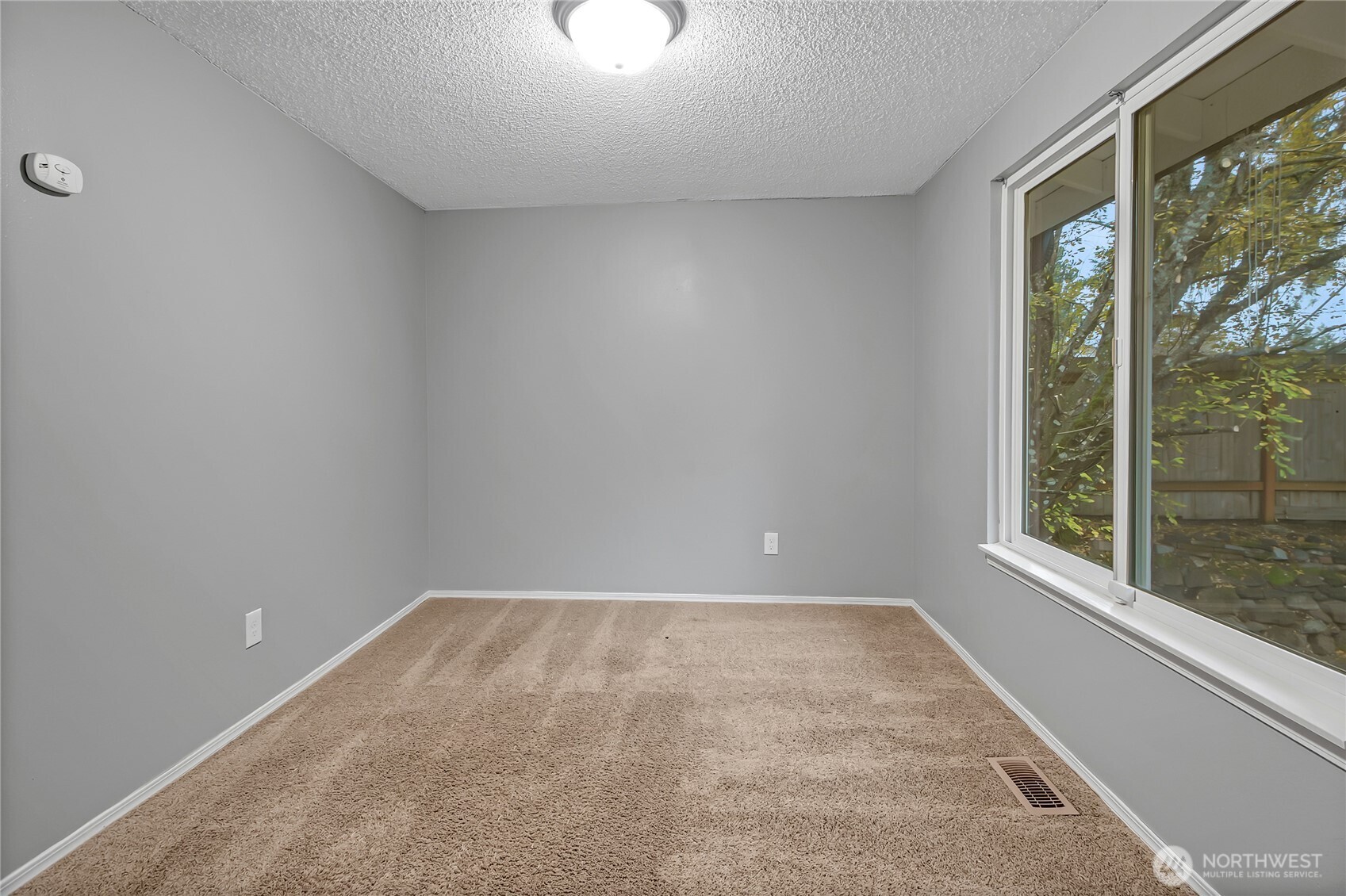 5310 66th Avenue W, University Place, WA 98467