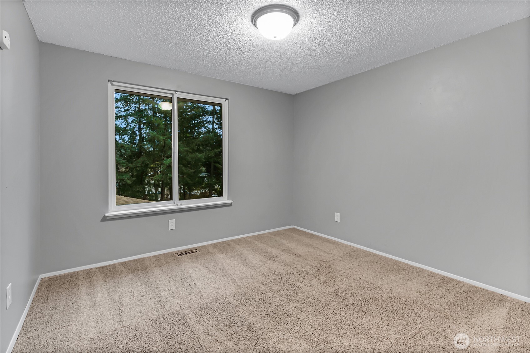 5310 66th Avenue W, University Place, WA 98467