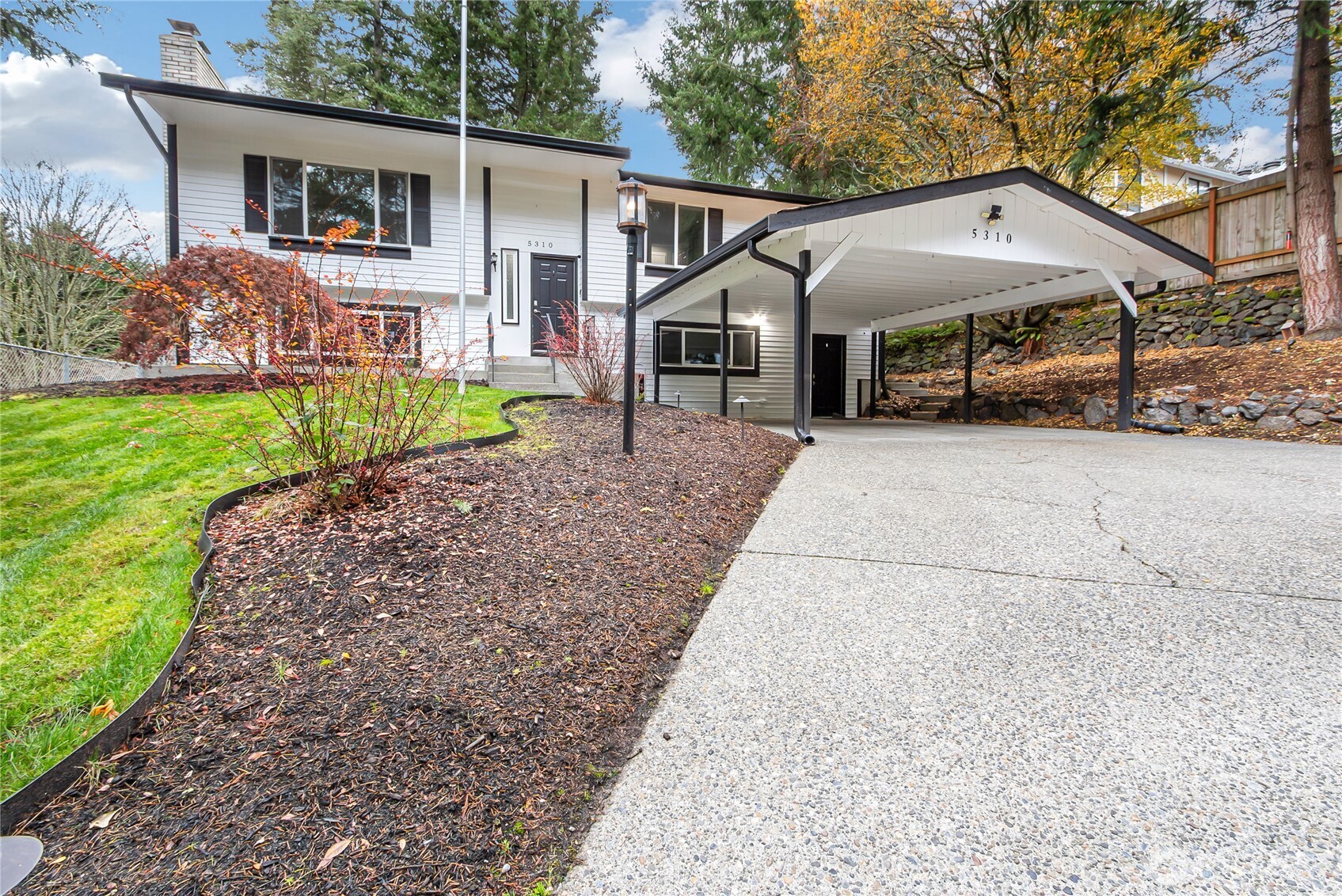 5310 66th Avenue W, University Place, WA 98467