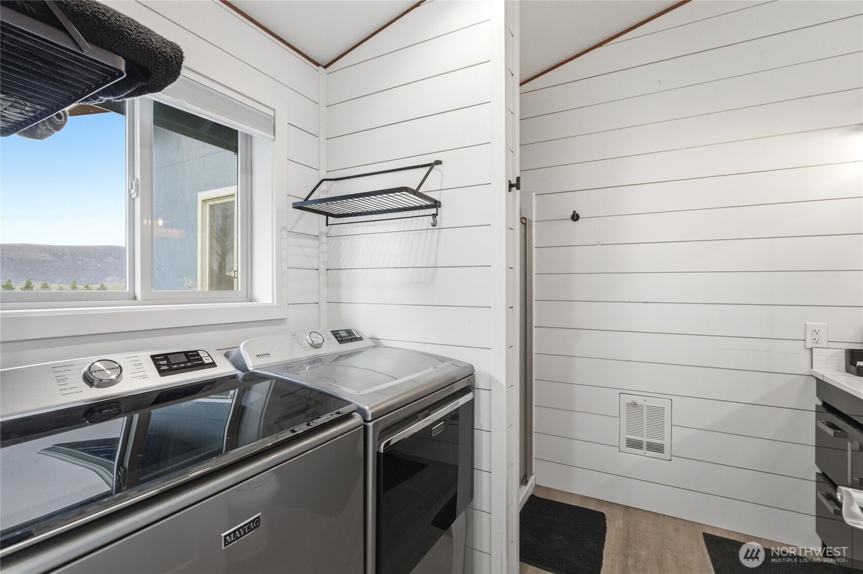 980 S Webb Place , East Wenatchee, WA 98802