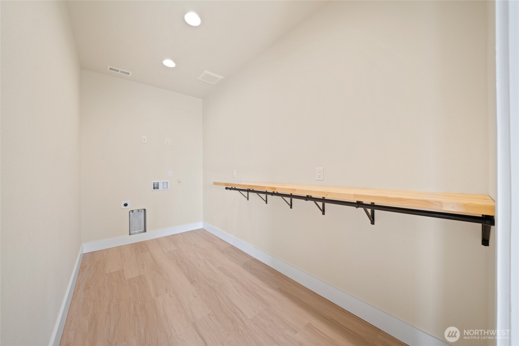 120 Victoria Circle , Kalama, WA 98625