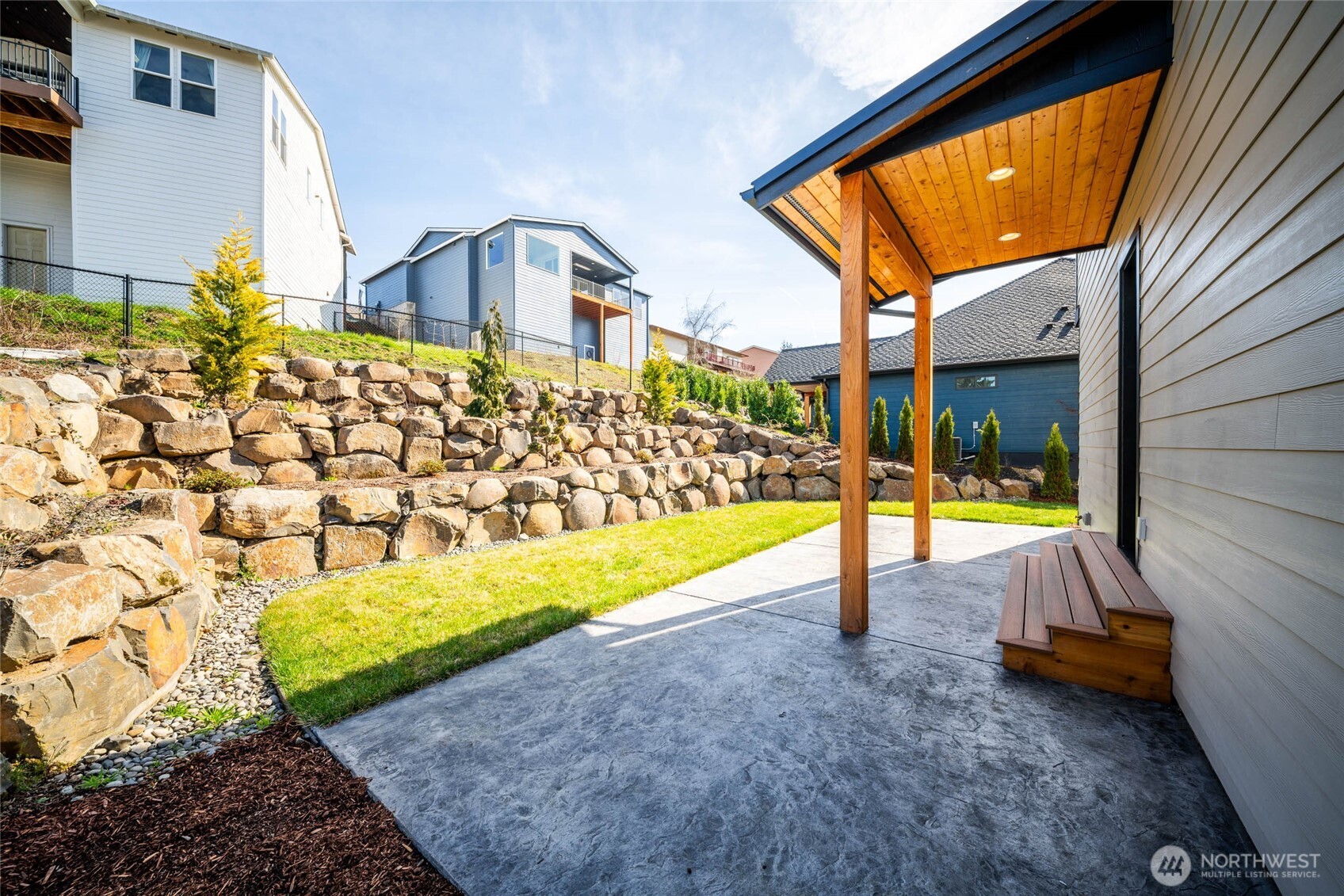 120 Victoria Circle , Kalama, WA 98625