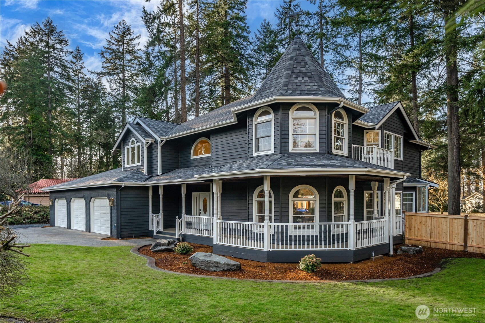 11215 Madera Circle SW, Lakewood, WA 98499