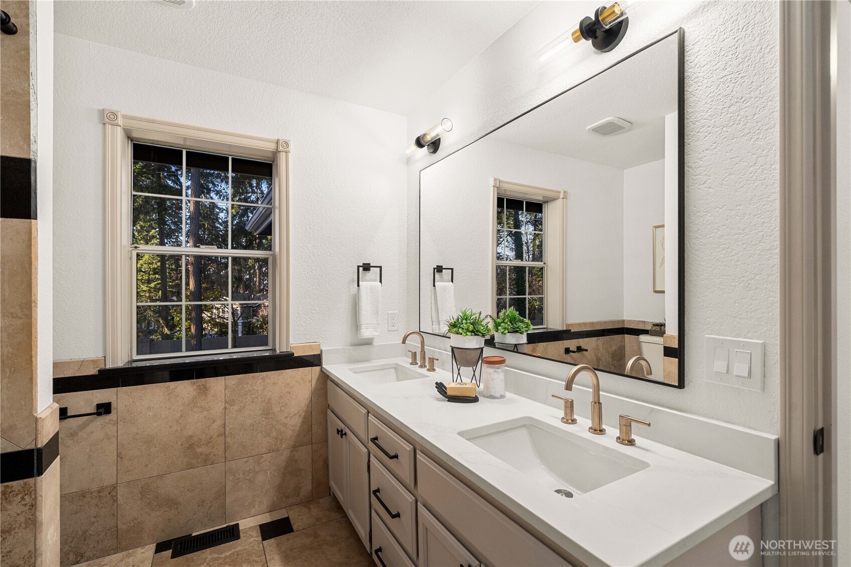 11215 Madera Circle SW, Lakewood, WA 98499