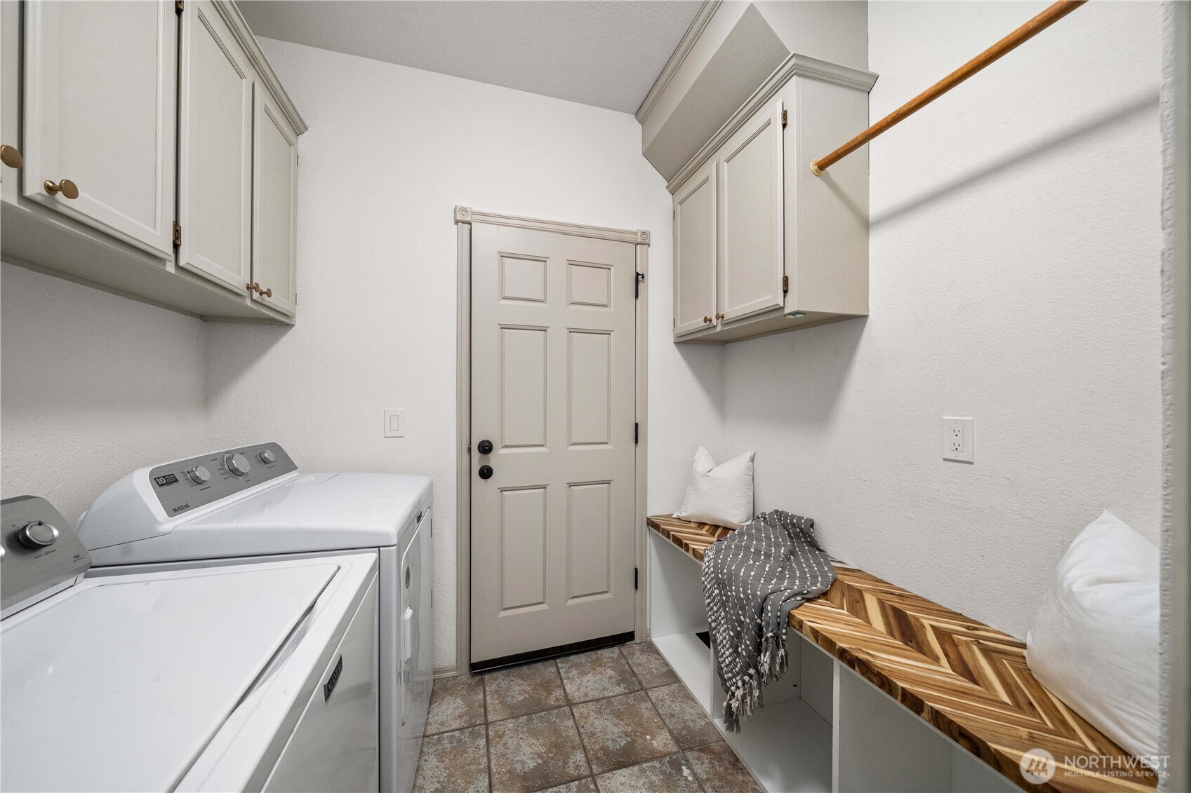 11215 Madera Circle SW, Lakewood, WA 98499