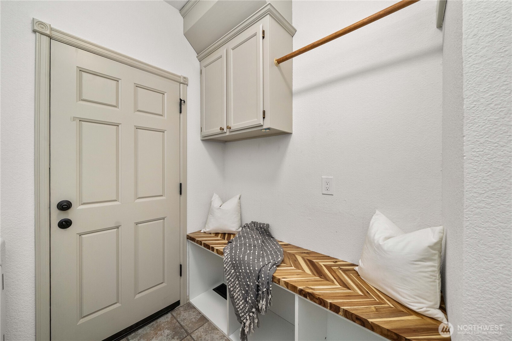 11215 Madera Circle SW, Lakewood, WA 98499