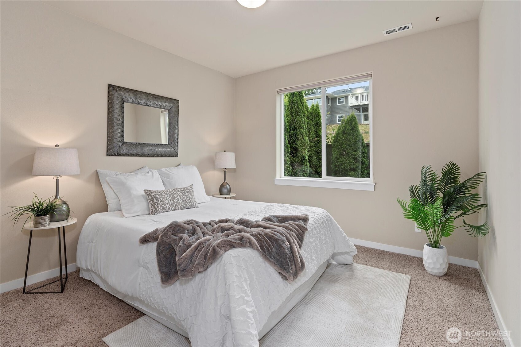 4818 N Ferdinand Street , Tacoma, WA 98407