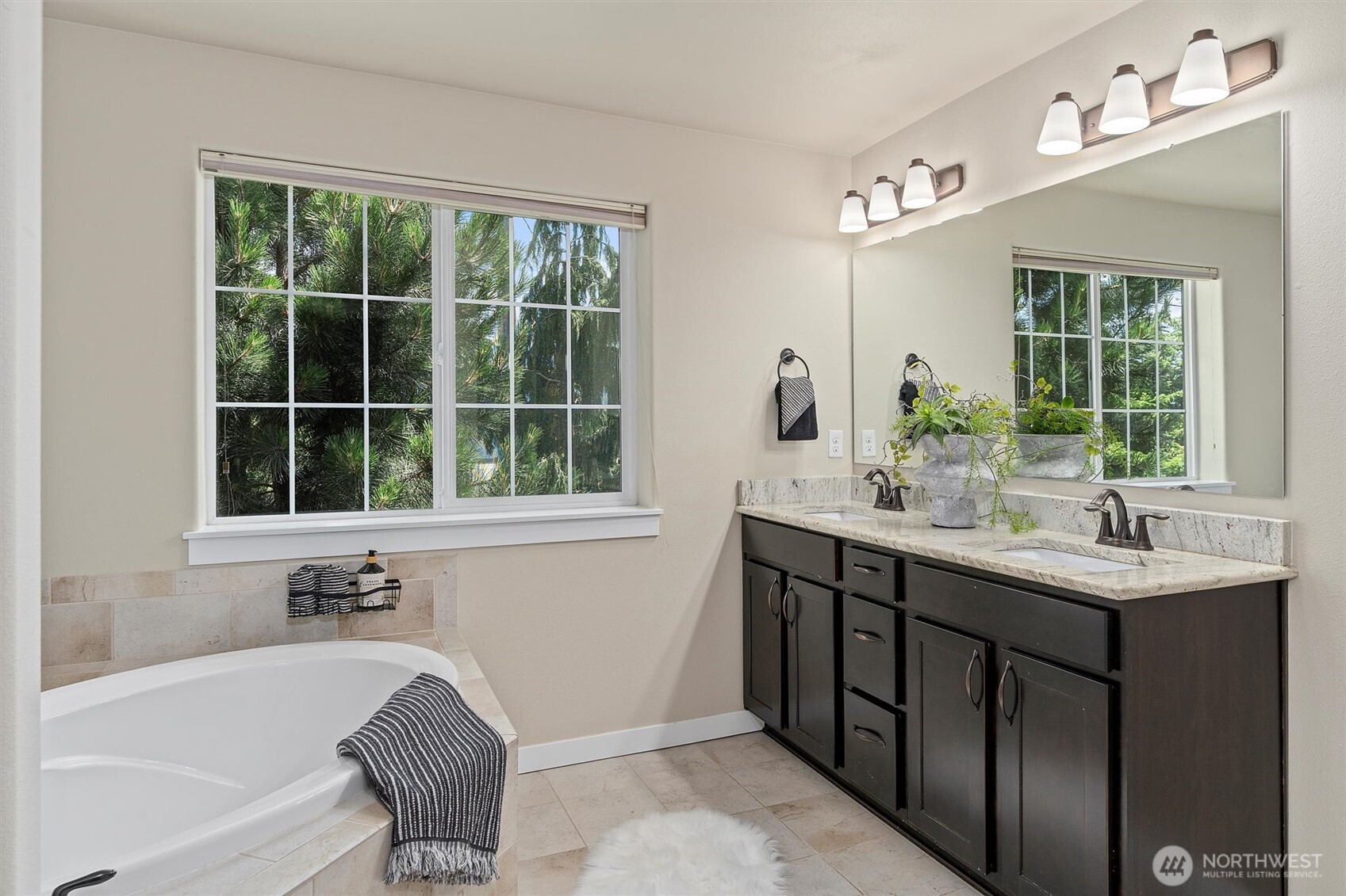 4818 N Ferdinand Street , Tacoma, WA 98407