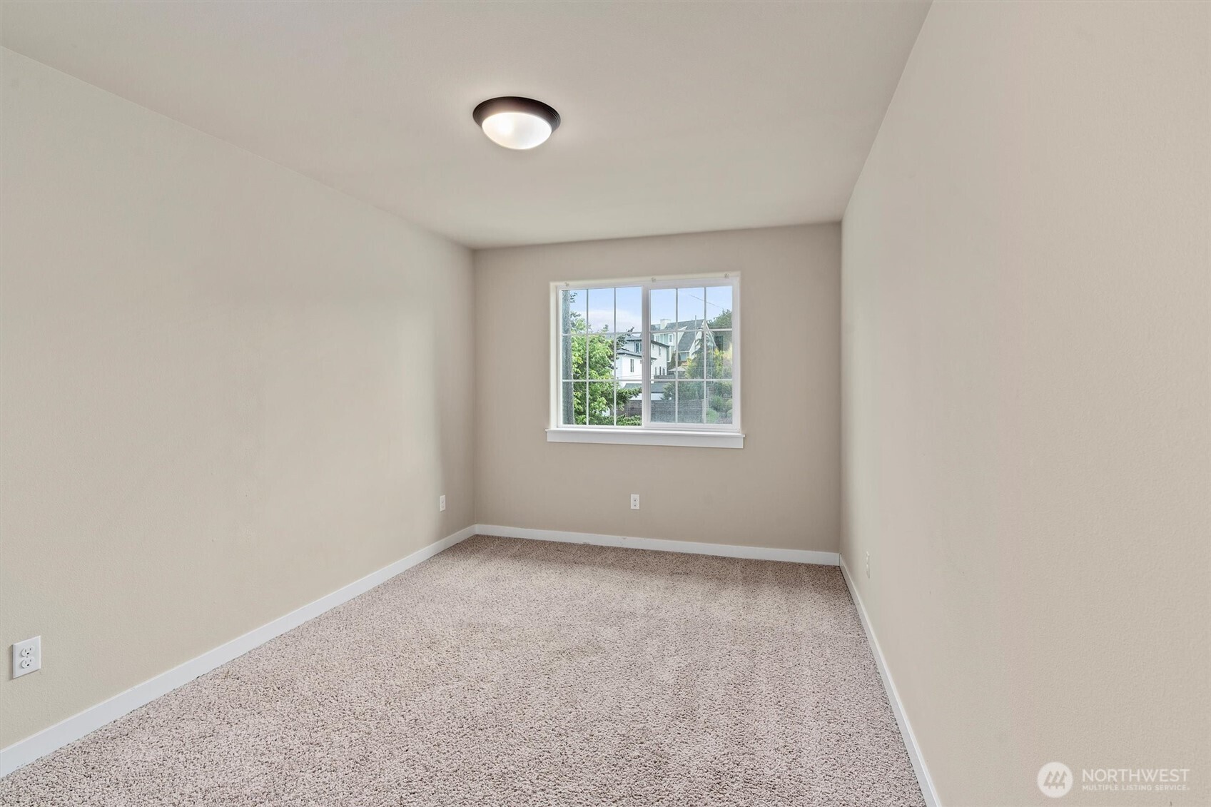 4818 N Ferdinand Street , Tacoma, WA 98407