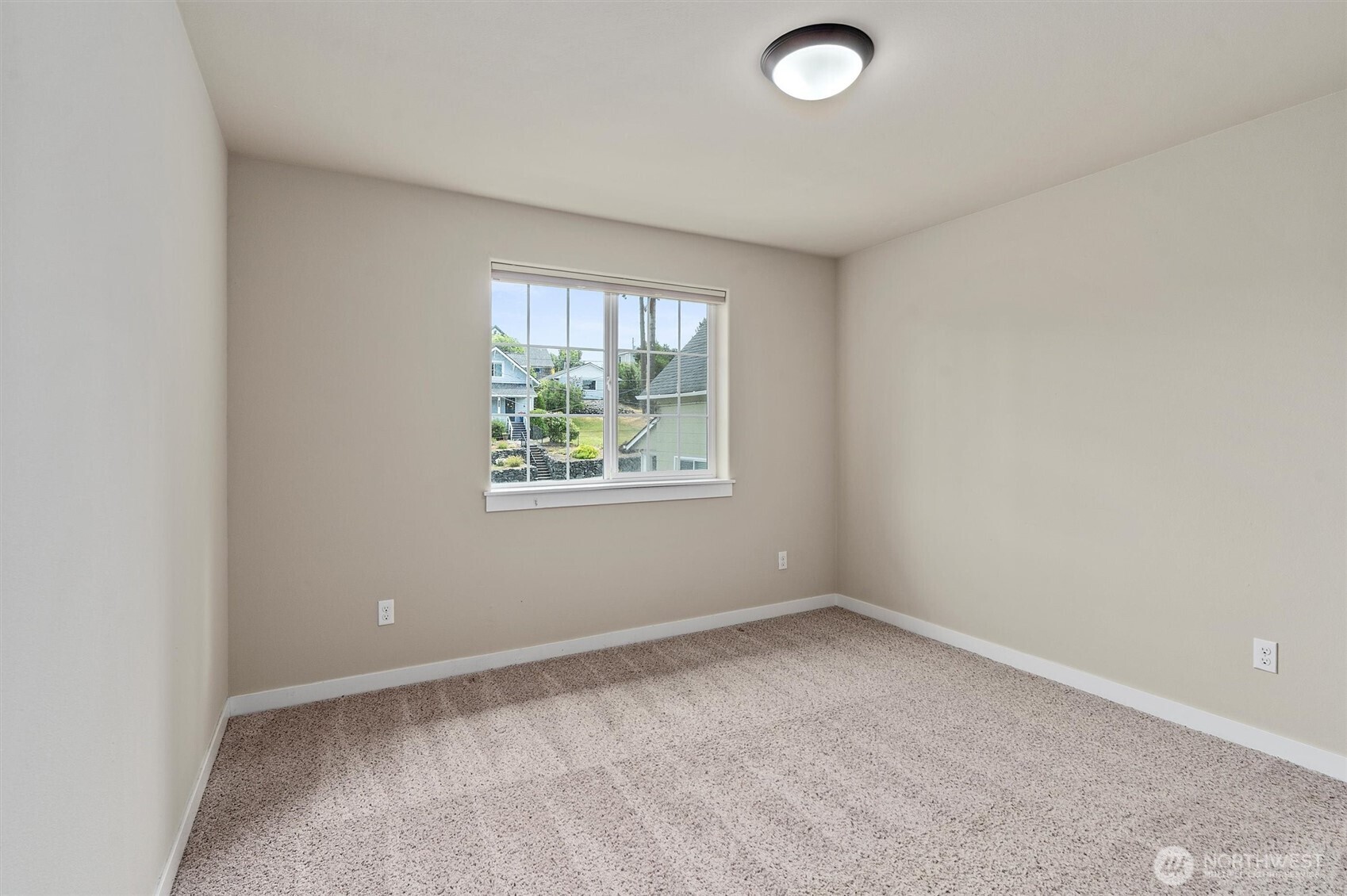 4818 N Ferdinand Street , Tacoma, WA 98407