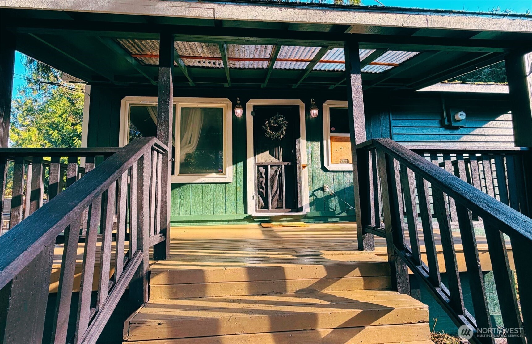 7525 N Center Court , Concrete, WA 98237