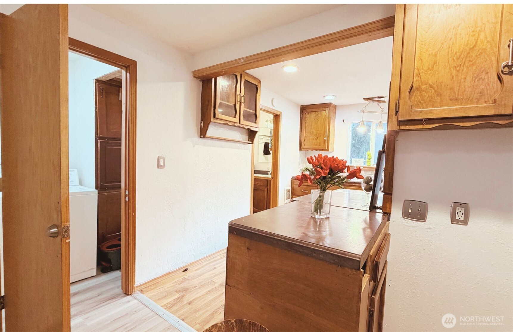 7525 N Center Court , Concrete, WA 98237