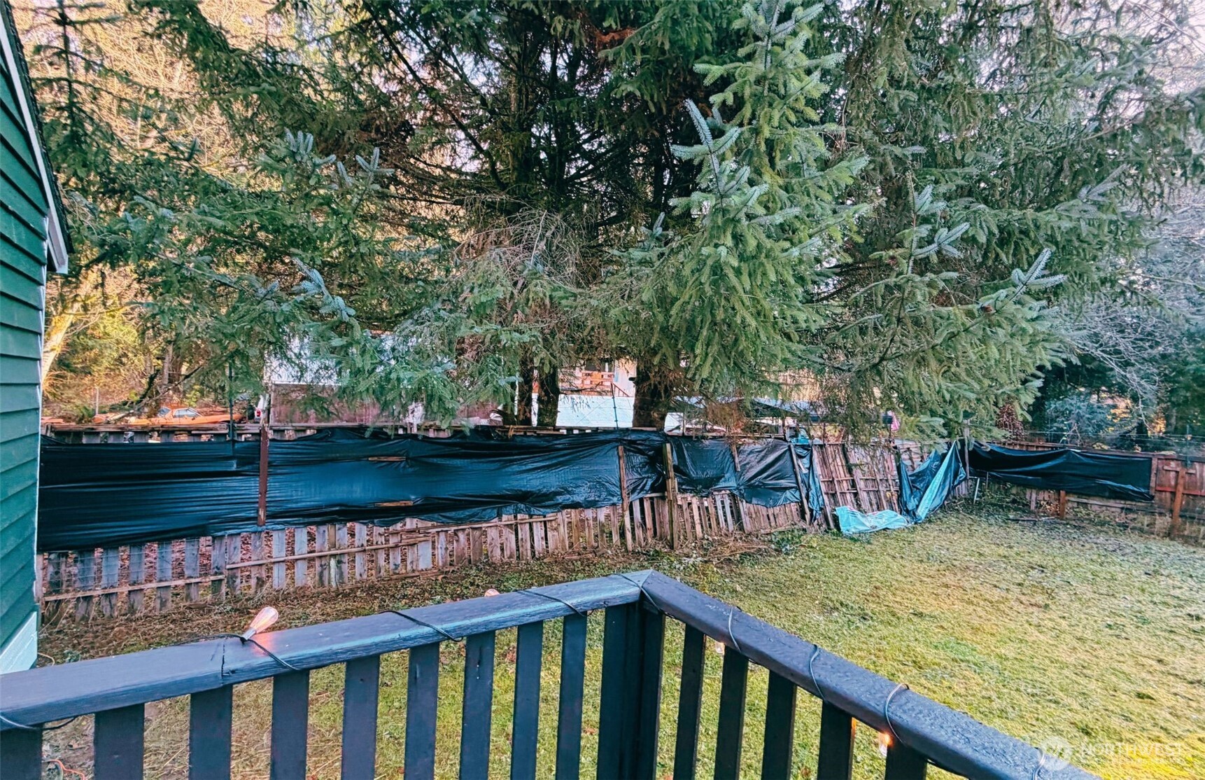 7525 N Center Court , Concrete, WA 98237