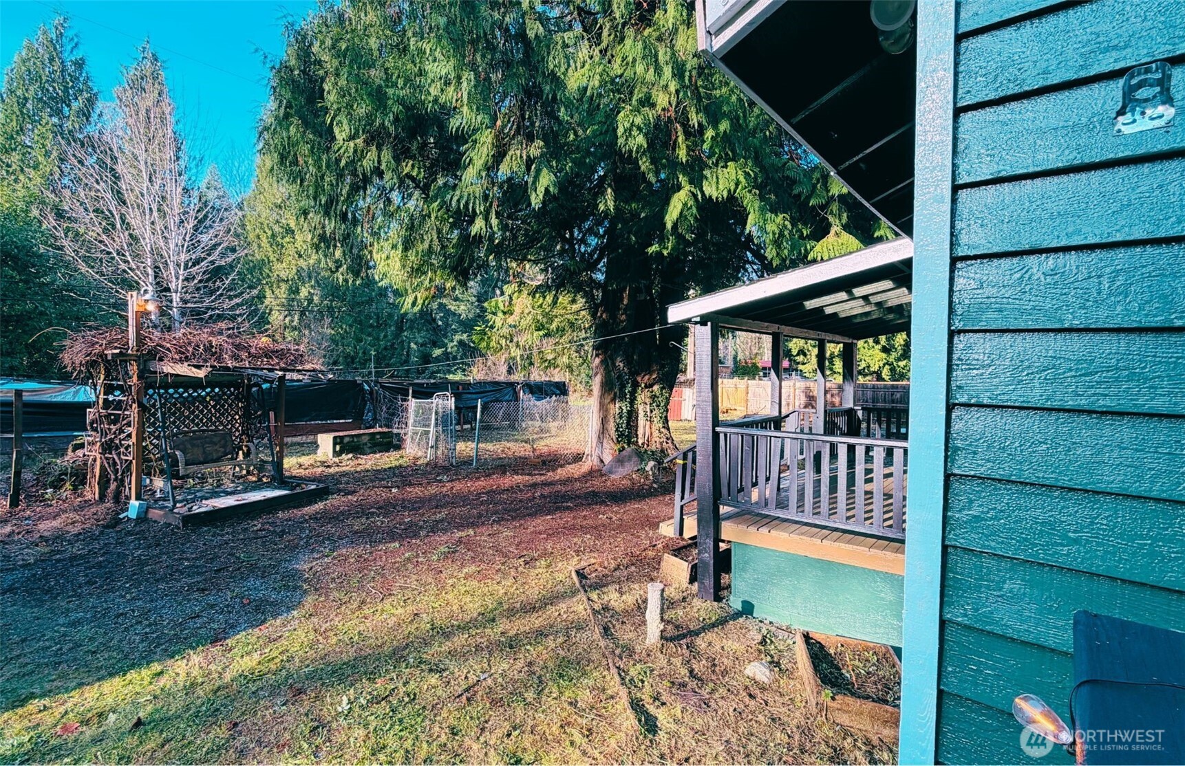 7525 N Center Court , Concrete, WA 98237