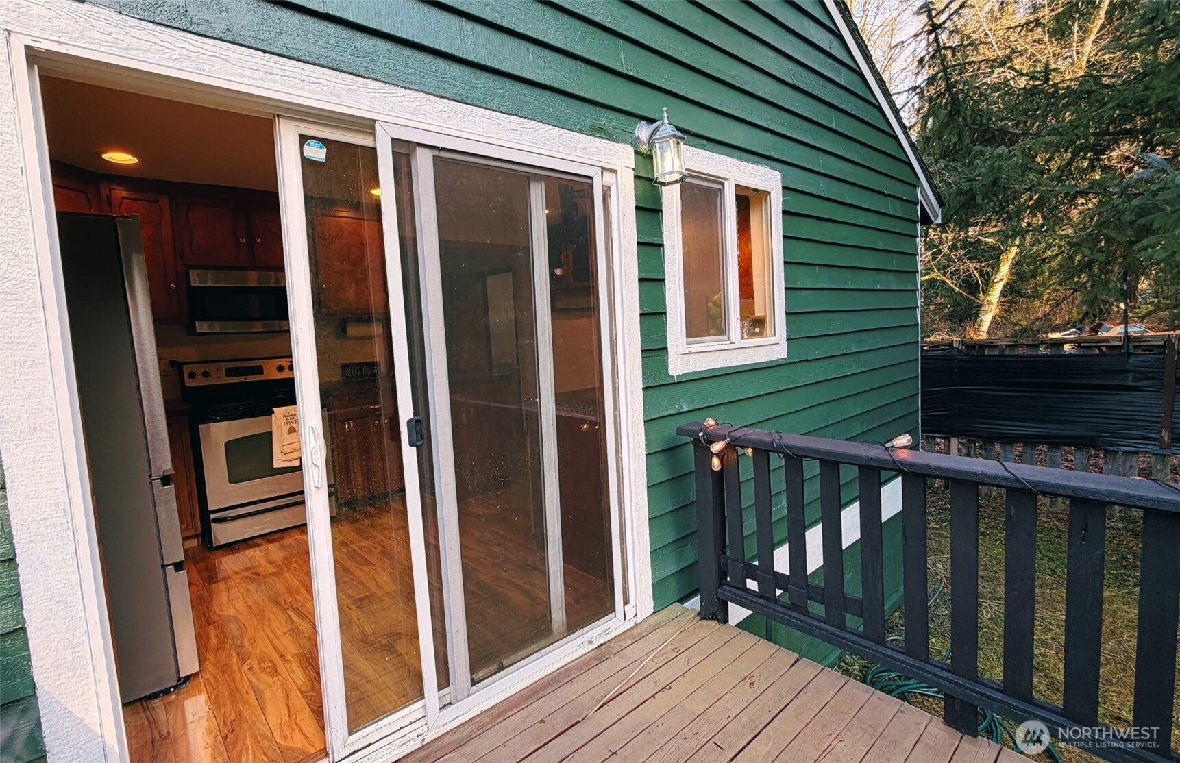 7525 N Center Court , Concrete, WA 98237