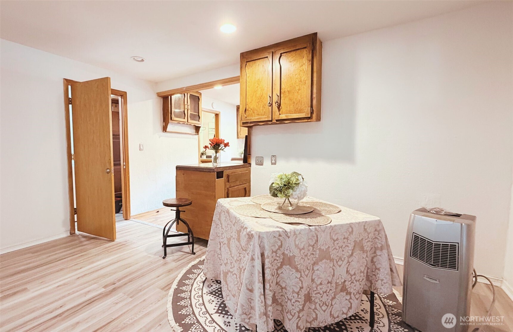 7525 N Center Court , Concrete, WA 98237