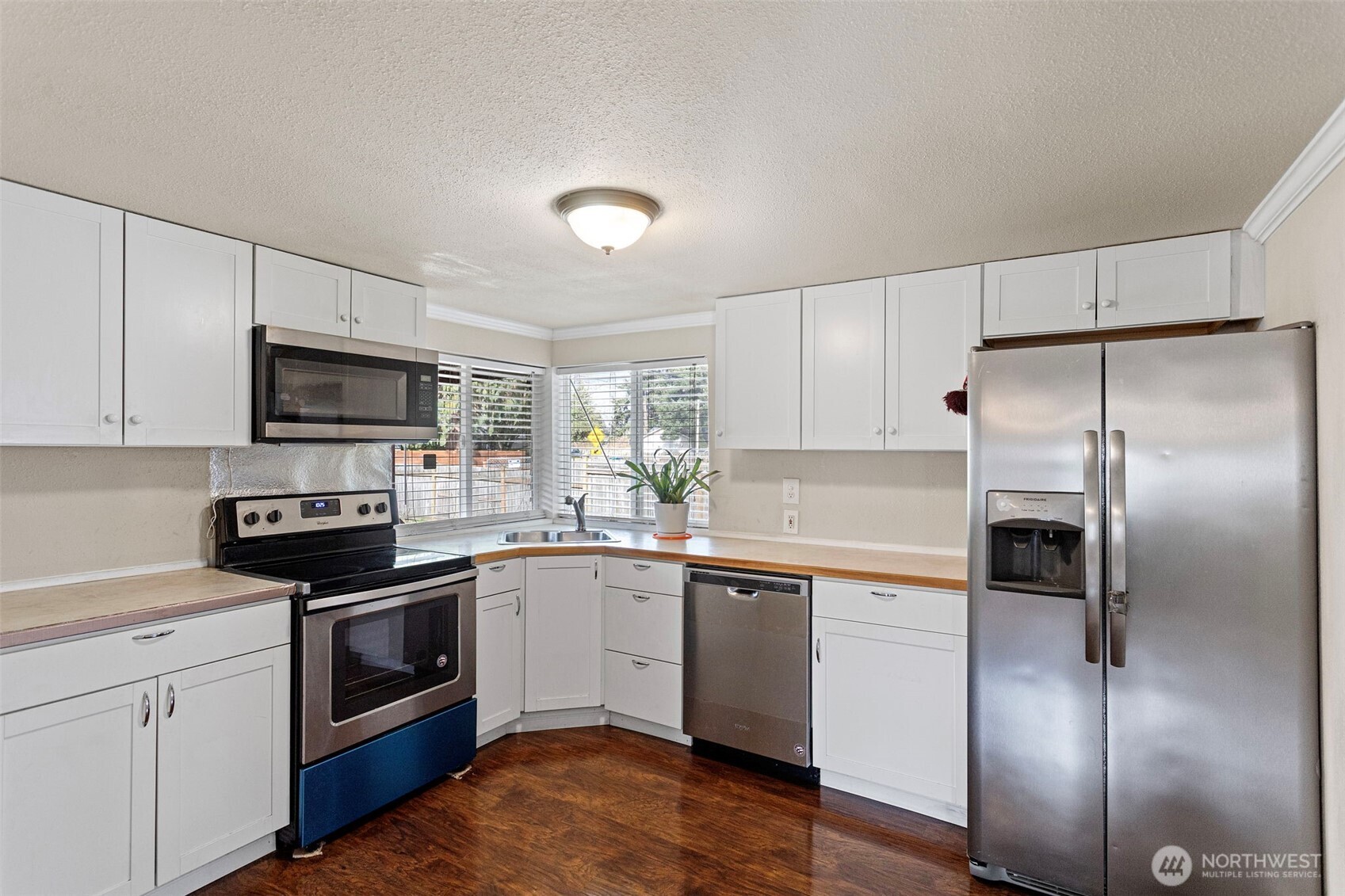 14118 37th Avenue S, Tukwila, WA 98168