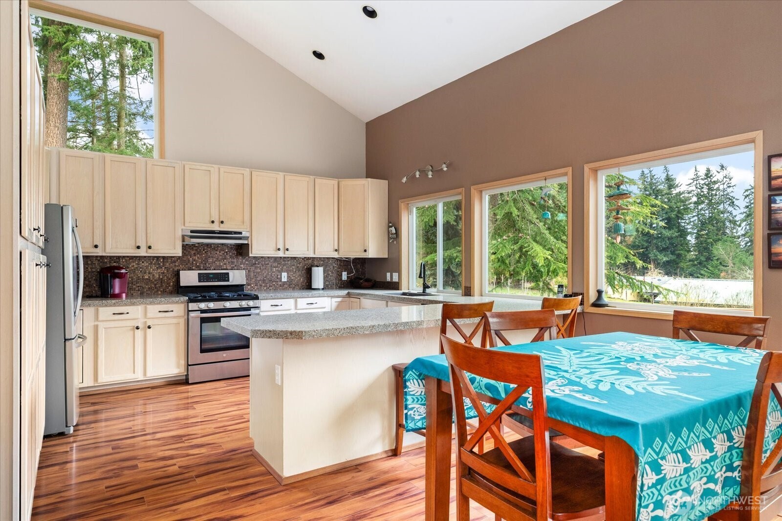 5296 Slocum Way , Freeland, WA 98249