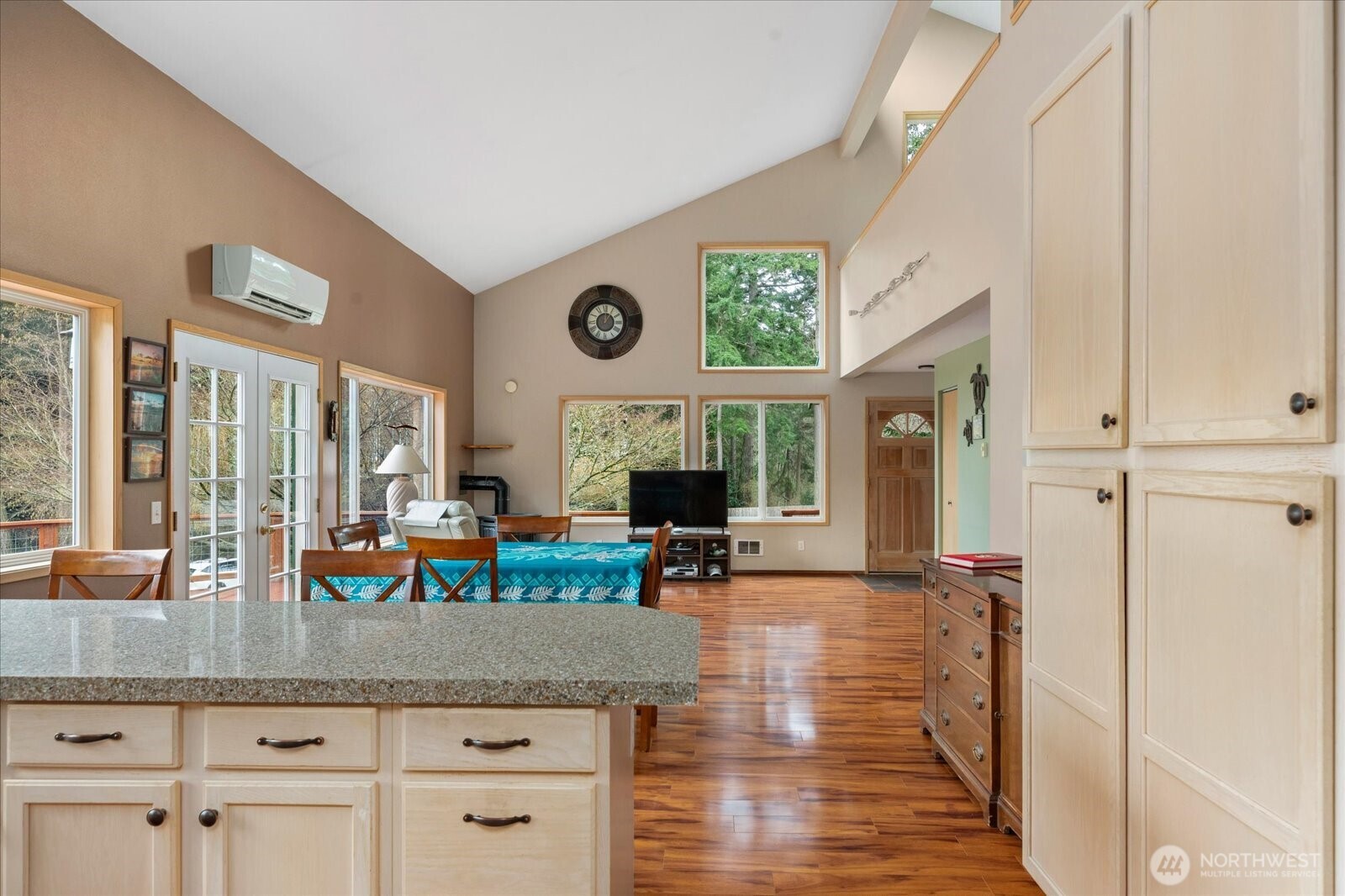 5296 Slocum Way , Freeland, WA 98249