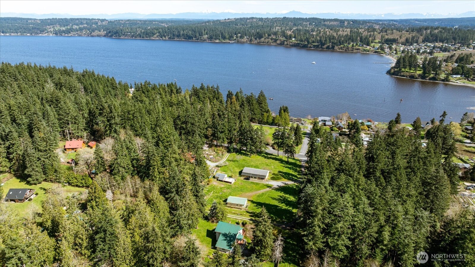 5296 Slocum Way , Freeland, WA 98249