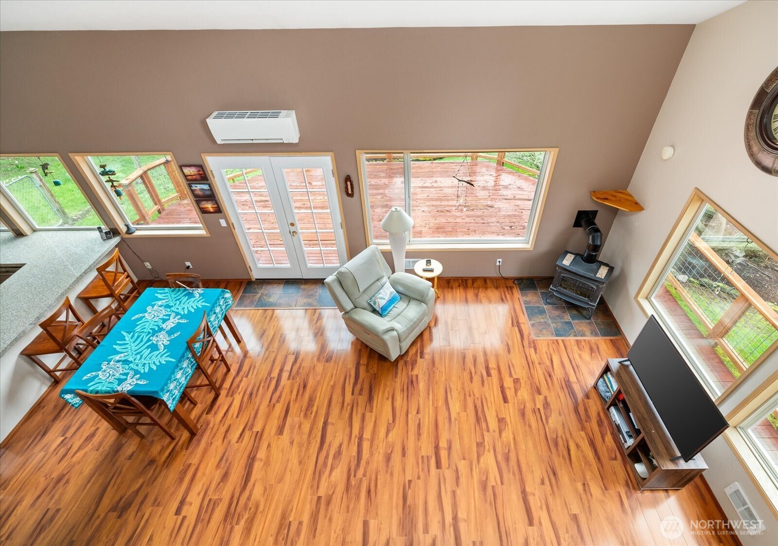 5296 Slocum Way , Freeland, WA 98249