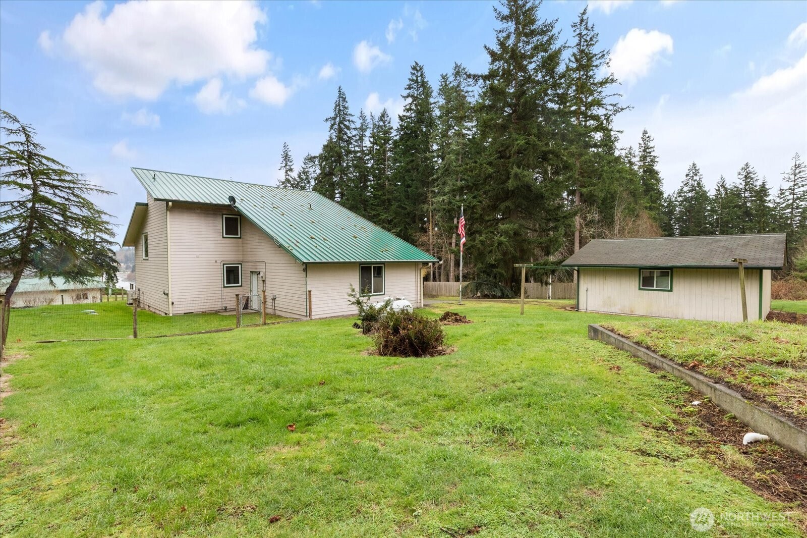 5296 Slocum Way , Freeland, WA 98249