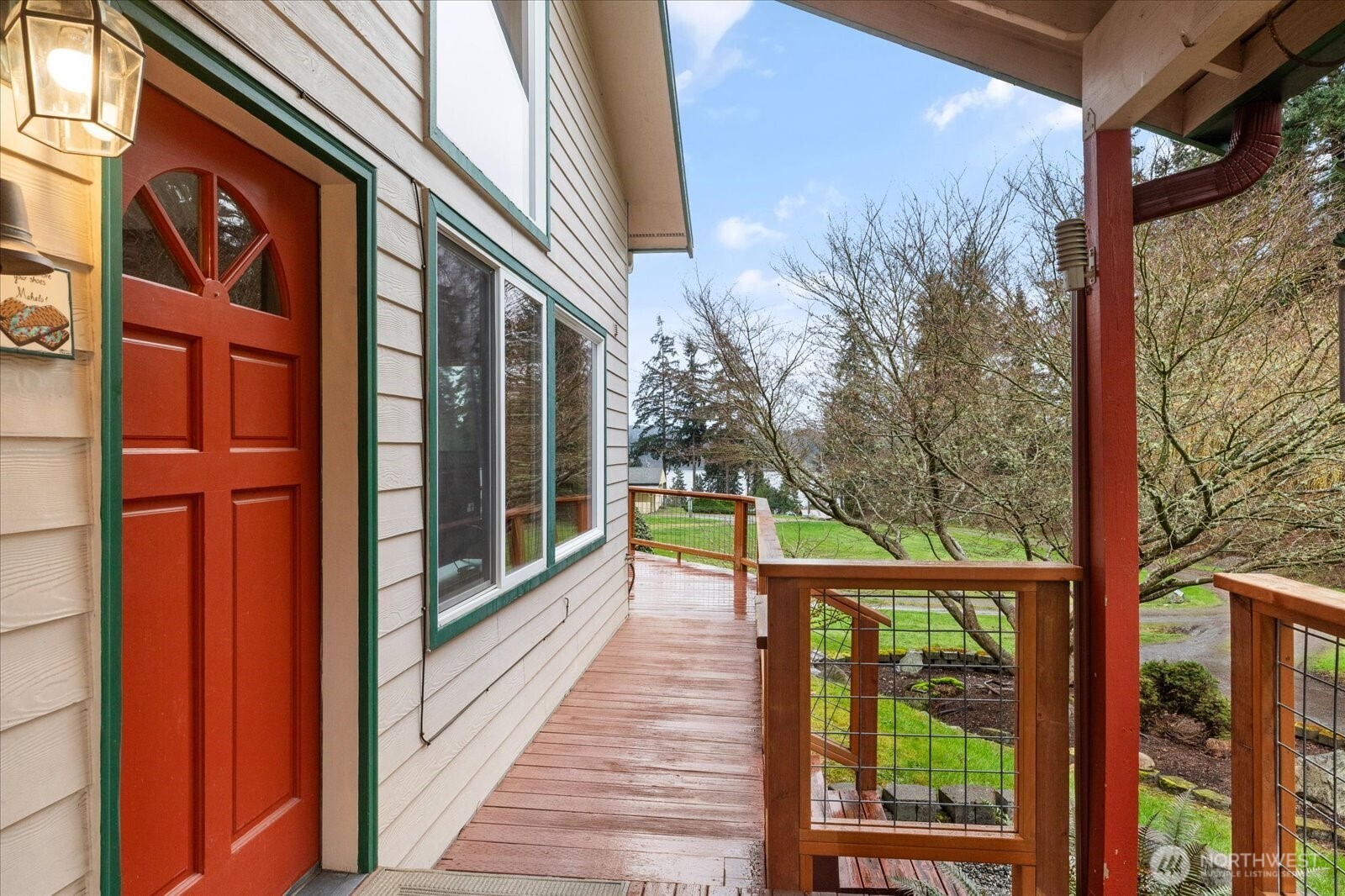 5296 Slocum Way , Freeland, WA 98249